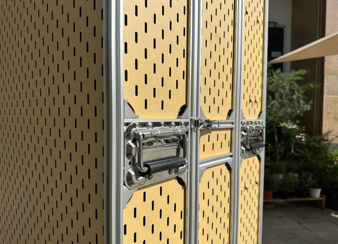 铝型材洞洞板 铝合金型材的多功能定制箱新选择